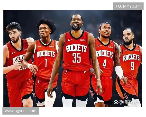 杰伦格林晒与狄龙观看水星比赛合影 引发球迷热议 杰伦格林晒与狄龙观看水星比赛合影 引发球迷热议