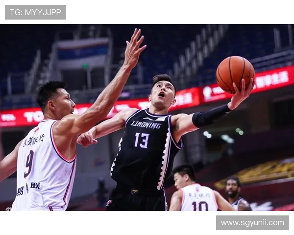 河南点杀成都展现草根不屈精神全力冲击冠军梦想